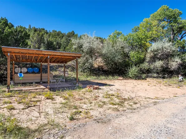 11 Tierra Verde Rd, Santa Fe, NM 87506