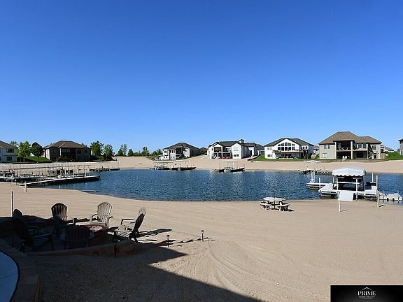 5th image of 677 Serenity Pointe
