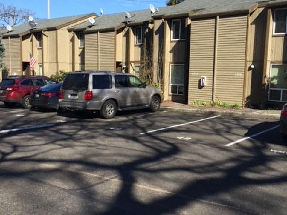 Lake Road Courtyard Apartment Rentals Milwaukie, OR Zillow