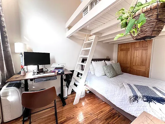 Rented by Oxford Property Group | media 17