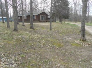 27841 Dewey Lake St, Dowagiac, MI 49047