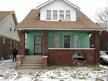1st image of 14211 Saratoga St