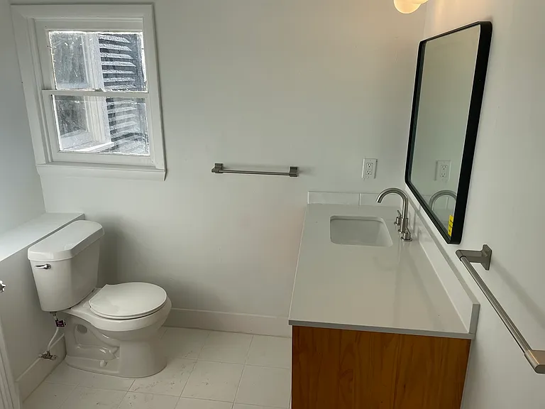 1006 Chittock Ave #A — Photo 9