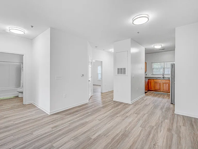 The Flats at Leland — Photo 38