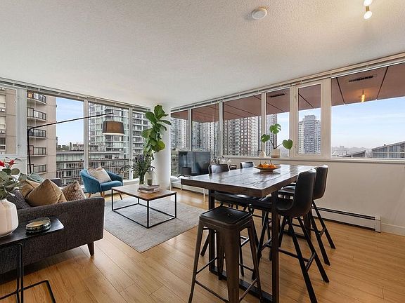 2nd image of 1325 Rolston St #609