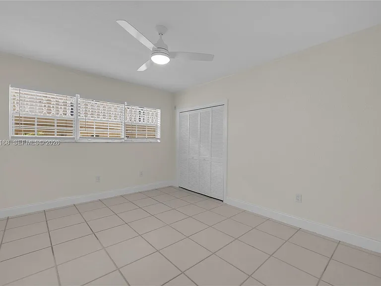 462 Golden Isles Dr #210 — Photo 13