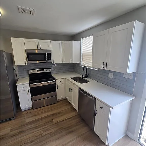 2406 E Clark St #A & B — Photo 7