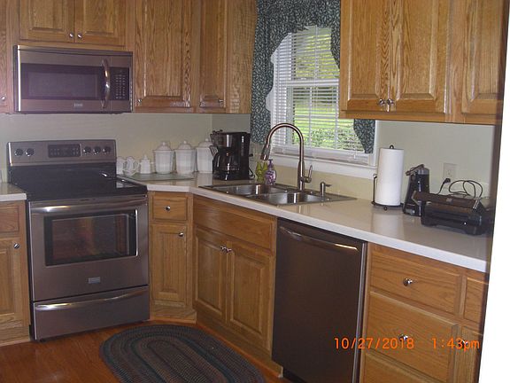 5th image of 3045 Glenmont Dr