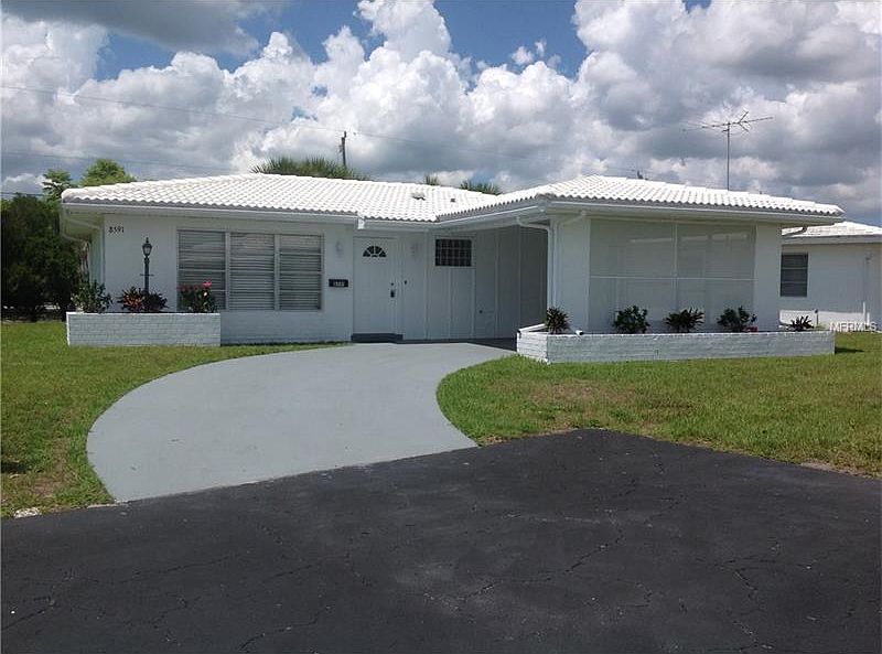 1st image of 8591 Seville Ct