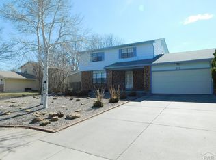 217 Starlite Dr, Pueblo, CO 81005