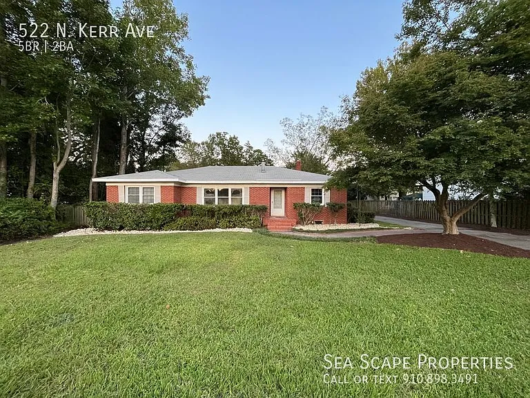 522 N Kerr Ave — Photo 1