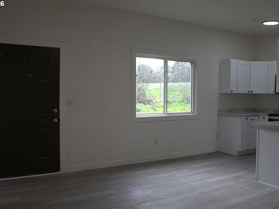 3rd image of 316 SW 22nd St
