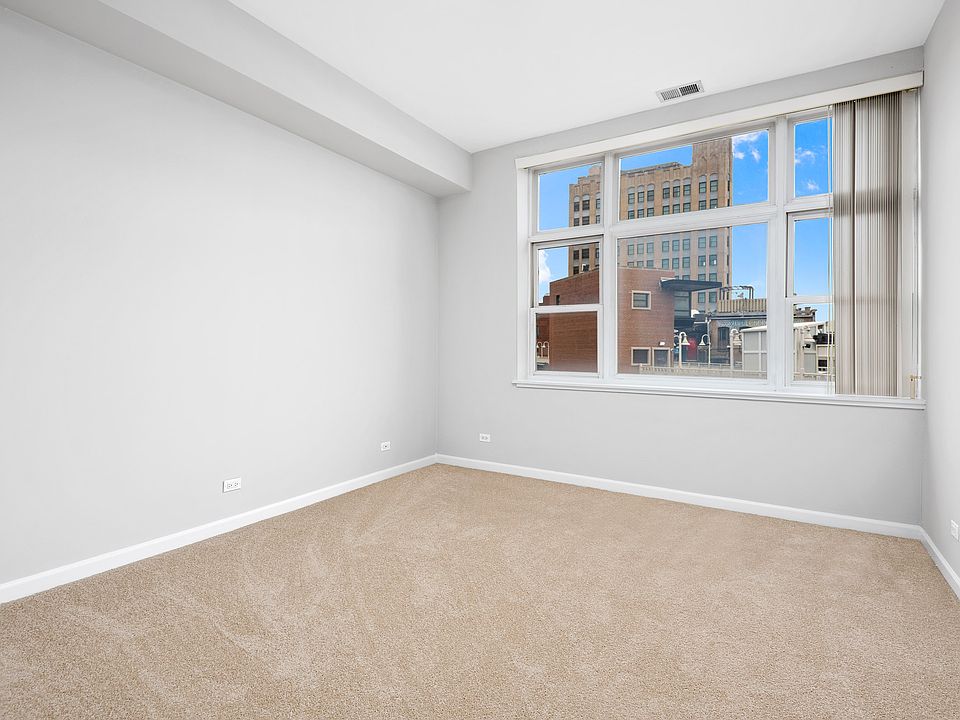 Building Photo 5
