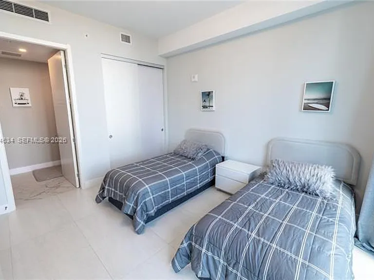 17550 Collins Ave #703 — Photo 32