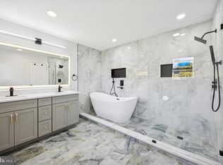 5 S Syracuse Dr, Cherry Hill, NJ 08034