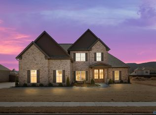 216 Oakland View Dr, Brownsboro, AL 35741