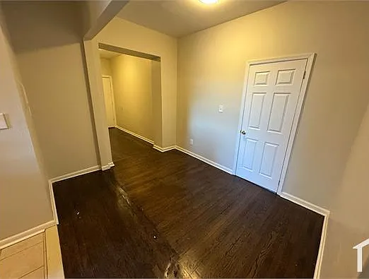 220 Roseville Ave #405 — Photo 2