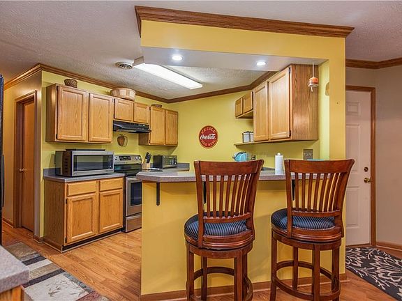 2nd image of 1313 Red Tail Hawk Ct Unit 2