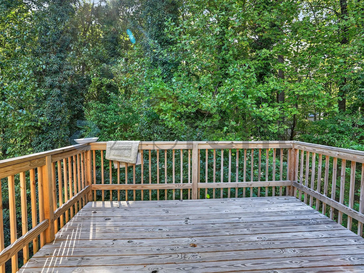 4 bed, 1948 sqft, $2,900 — Photo 3