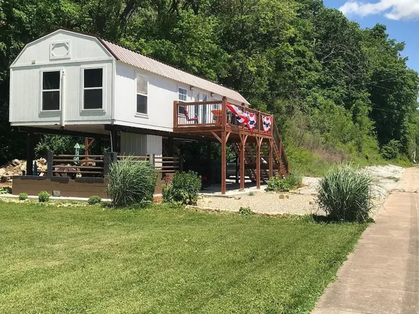 600 W Main St, Grafton, IL 62037