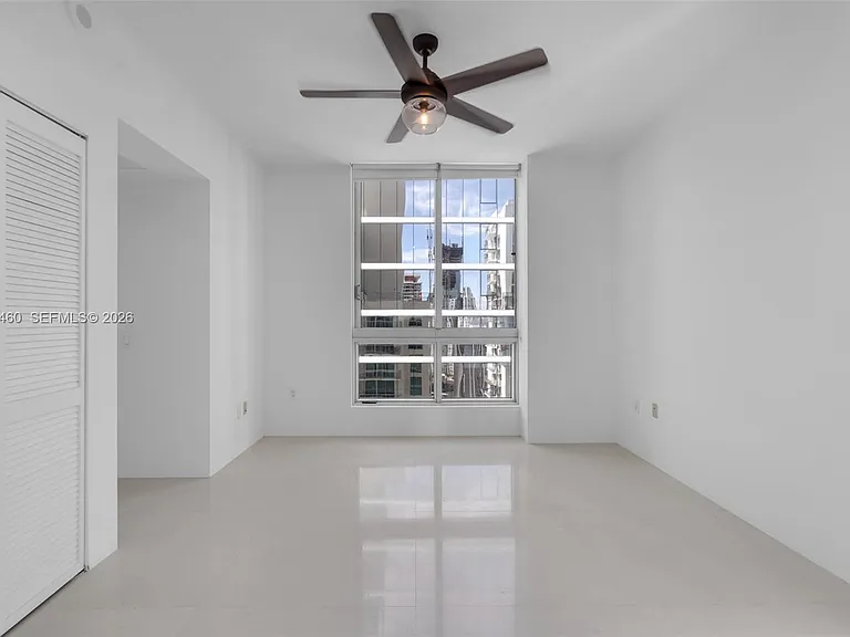 300 S Biscayne Blvd #T-3702 — Photo 11