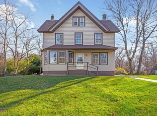 104 Watch Hill Rd, Cortlandt Manor, NY 10567
