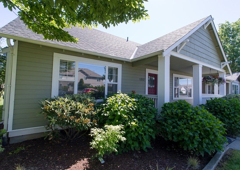 2nd image of 1212 Aaron Dr
