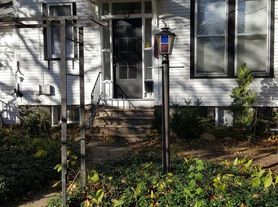 1061 Fairmount St SE, Grand Rapids, MI