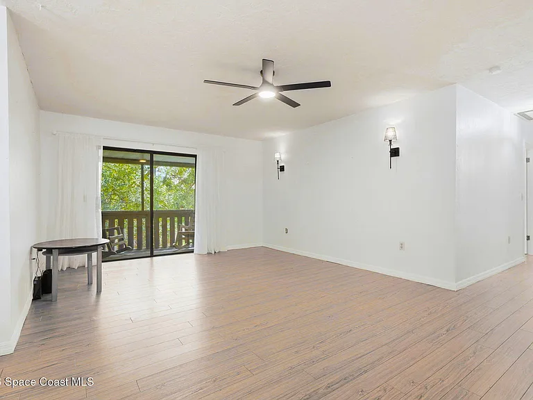 9020 York Ln #10H — Photo 6