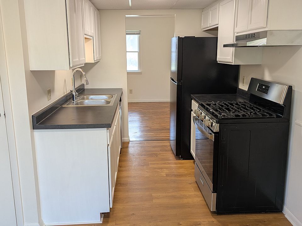 1st image of 3044 Rotunda Ct S #1