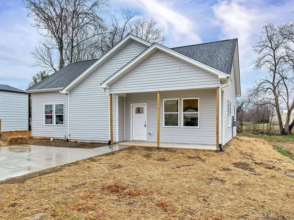 413 Bradley St, Burlington, NC 27215