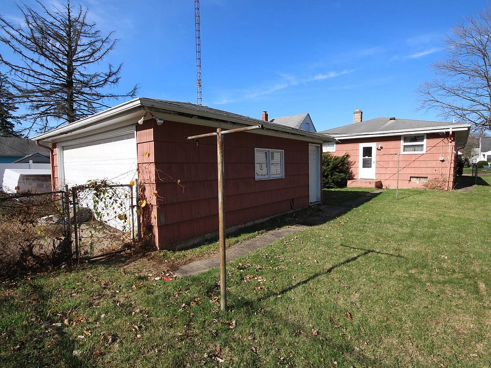 1st image of 2906 Prast Blvd