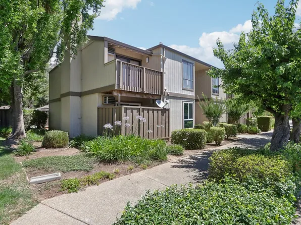 8155 Westwood Dr APT 22, Gilroy, CA 95020