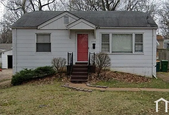 7724 Monroe Dr — Photo 1