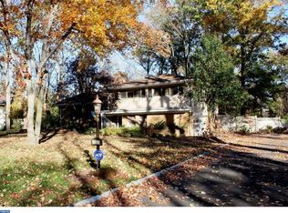 10 Harrow Dr, Colonia, NJ 07067