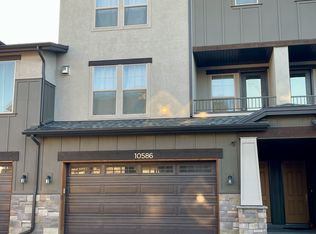 10586 S Sandy Sage Way, Sandy, UT 84070