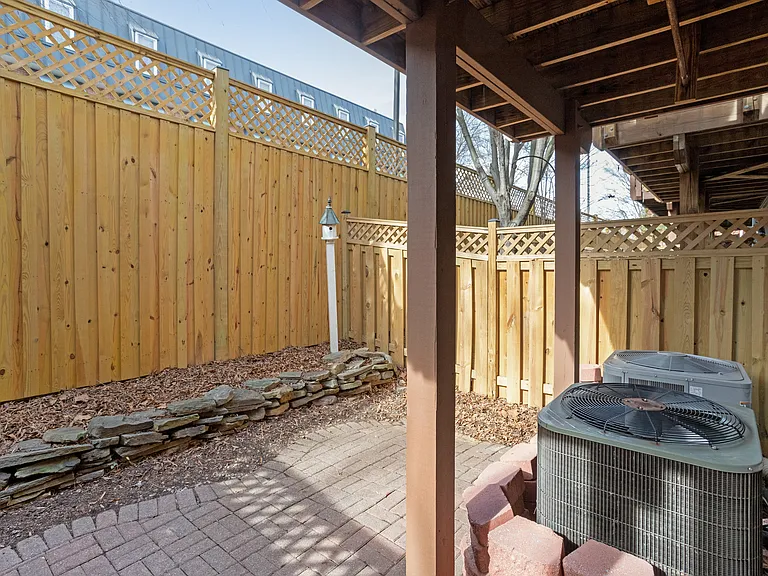 141 Martin Ln — Photo 49