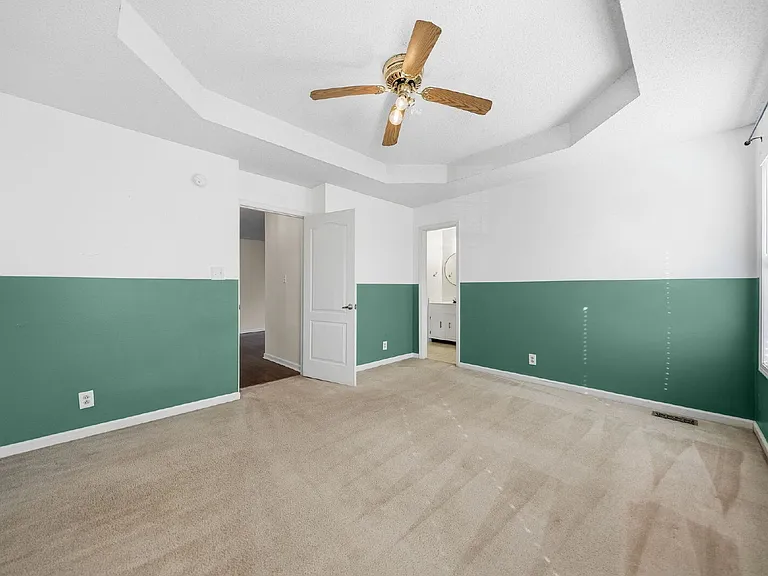 1361 Jenny Ln — Photo 21