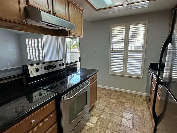 3rd image of 3925 Dale Rd APT G
