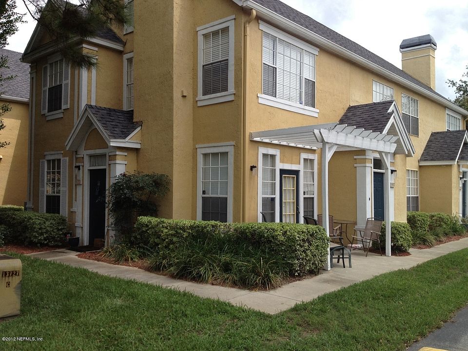 1st image of 13703 Richmond Park Drive N #2504