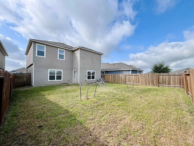 2927 Gastonian Ml — Photo 16