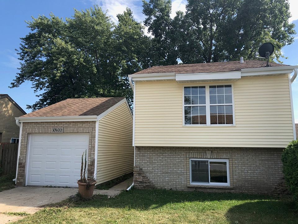 1st image of 30W001 Danbury Dr