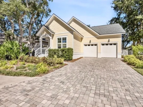 1511 Coastal Oaks Cir, Fernandina Beach, FL 32034