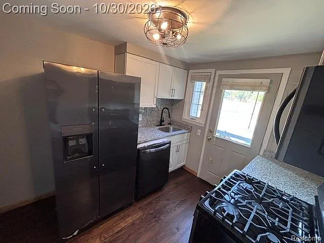 2 bed, 1.0 bath, 1206 sqft, $1,850 — Photo 3
