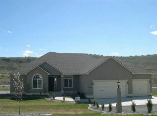 99709 Ridgeview Dr, Kennewick, WA 99338