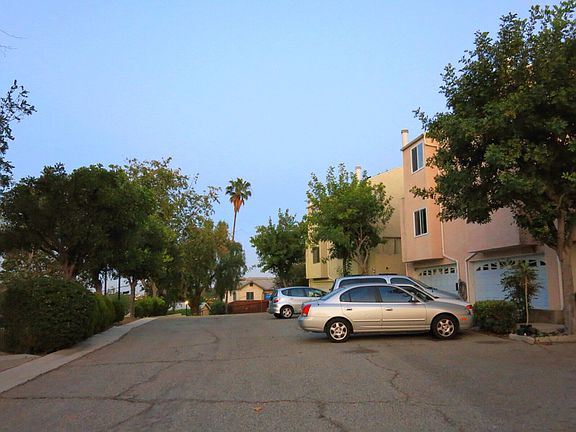 3rd image of 3625 Armour Ave