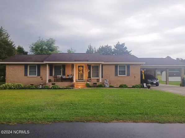 142 N Elmhurst Street, Clarkton, NC 28433