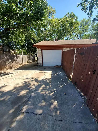 3025 Lambert Dr Photo 1