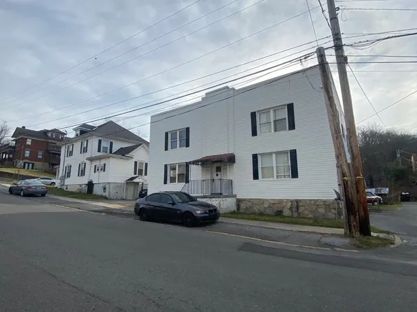 209 College Ave - 1, 209 College Ave, Bluefield, WV 24701