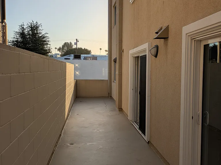 11551 Santa Monica Blvd #200 — Photo 24